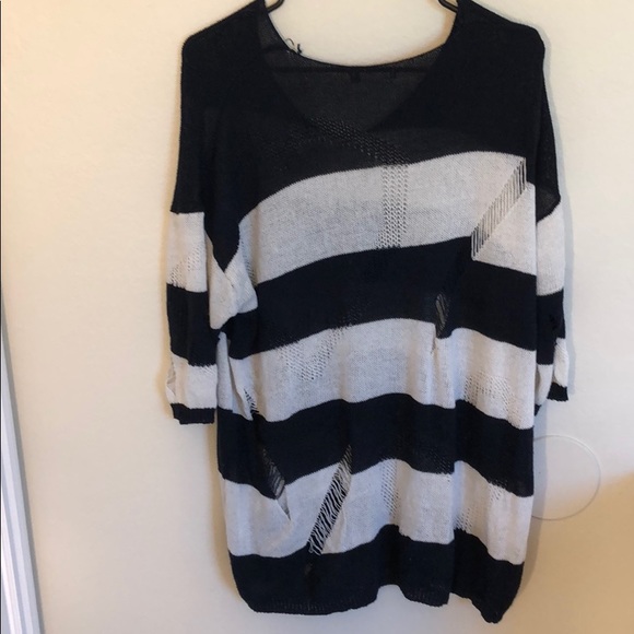 Sweater - Picture 2 of 3